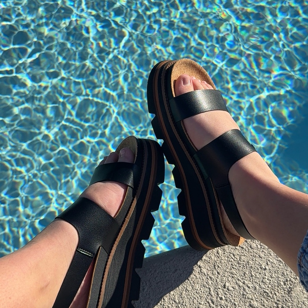 REEF Vista Luxe Sandals